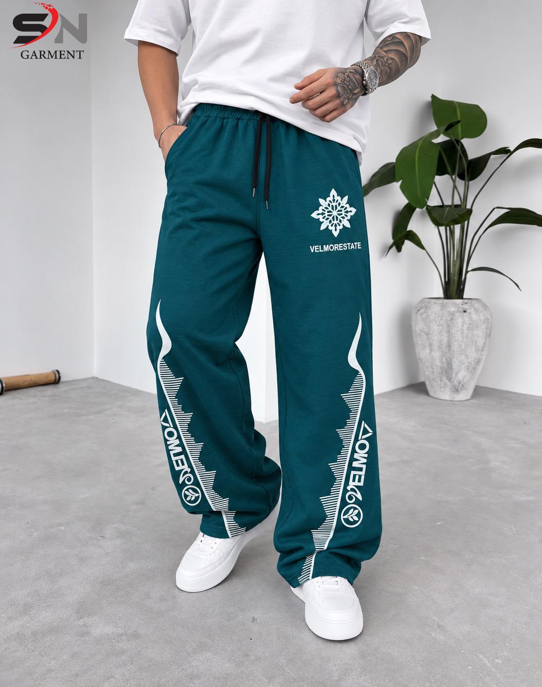 Urban Flow Baggy Trousers – Modern Streetwear Style